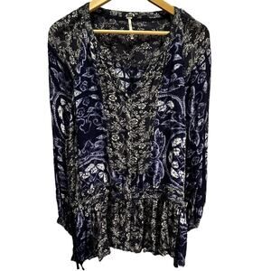 Free People Floral Tunic Blouse Blue V-Neck Button Front Hi-Low Hem Boho Small‎